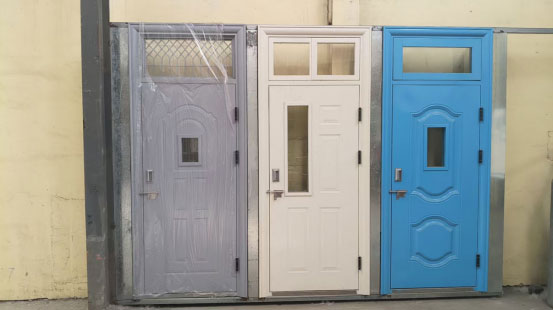 昌吉学校教室门 昌吉学校教室门